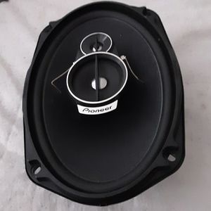 I have two pioneer 6x9s